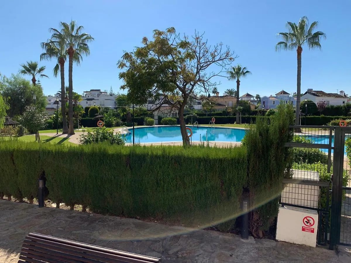 Piso De 2 Habitaciones En San Pedro Marbella 0*,