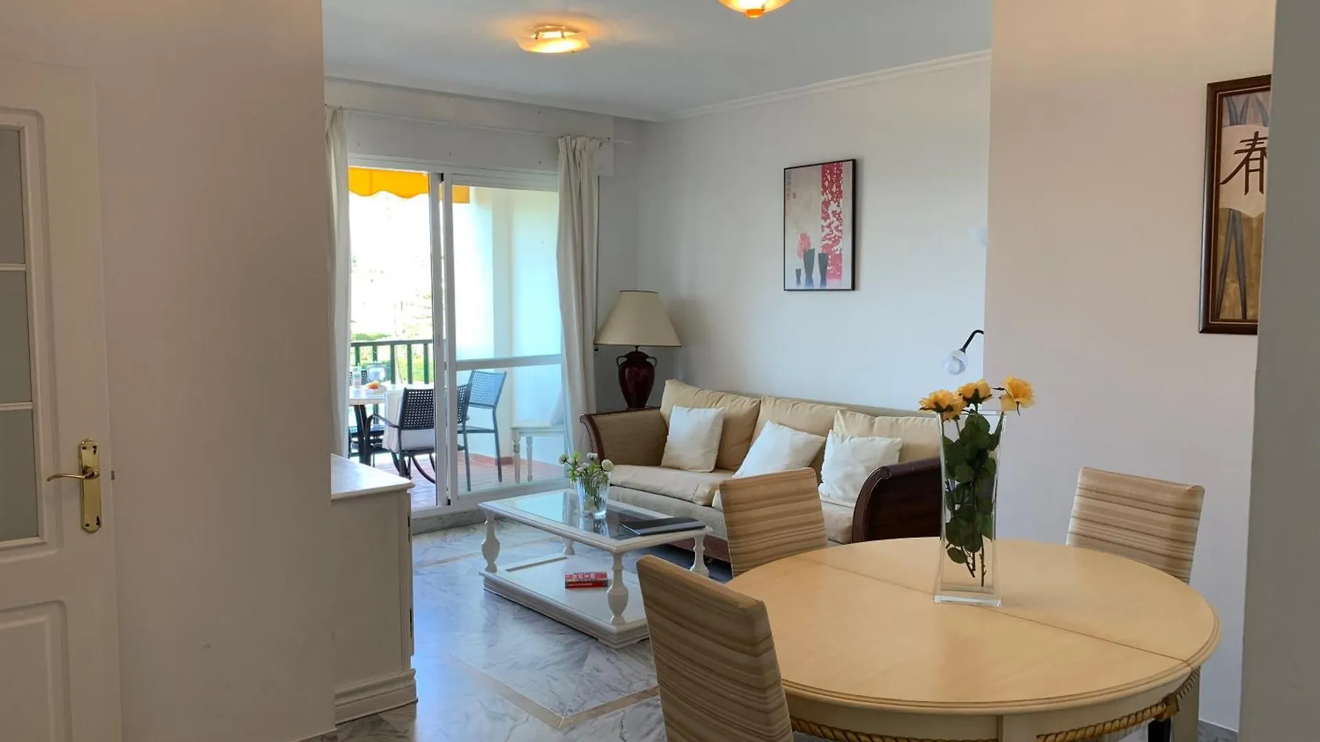 Piso De 2 Habitaciones En San Pedro 马尔韦利亚 0*,  西班牙